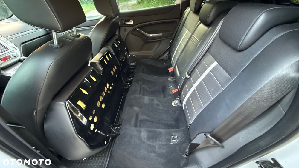 Ford Kuga 2.0 TDCi 4WD Titanium - 20