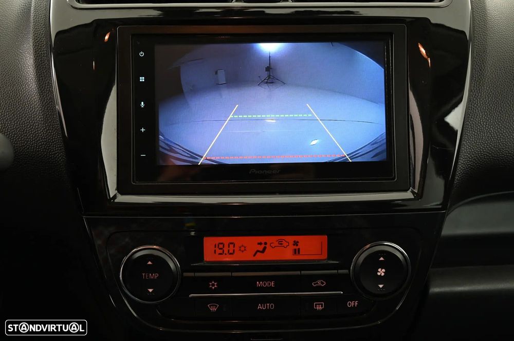 Mitsubishi Space Star 1.2 Connect Edition CVT - 24