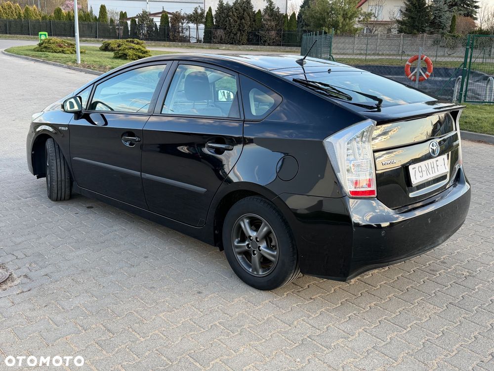 Toyota Prius 1.8 HSD Active - 7