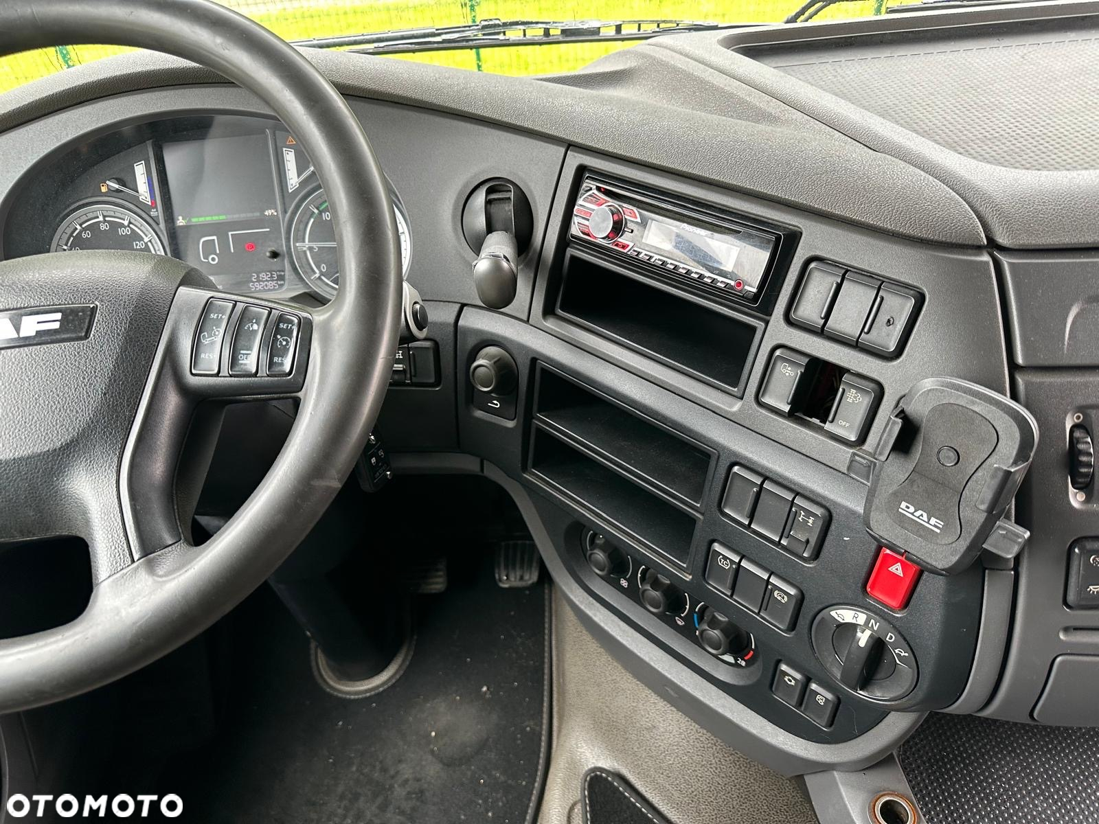 DAF XF 106.460 RETARDER BL. MOSTU HYDRAULIKA EURO 6 PEŁNY SPOJLER - 15
