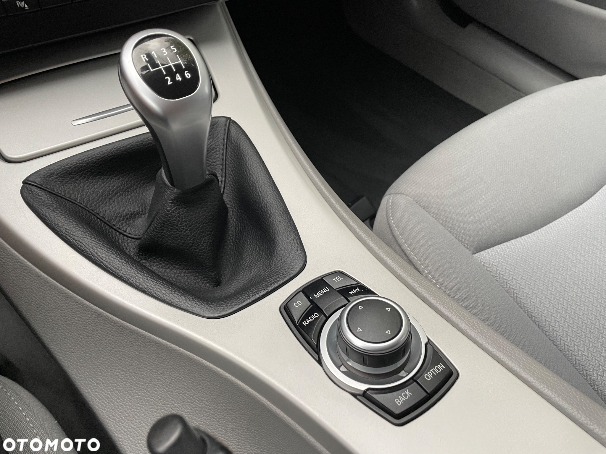 BMW Seria 3 318i Touring Edition Exclusive - 19