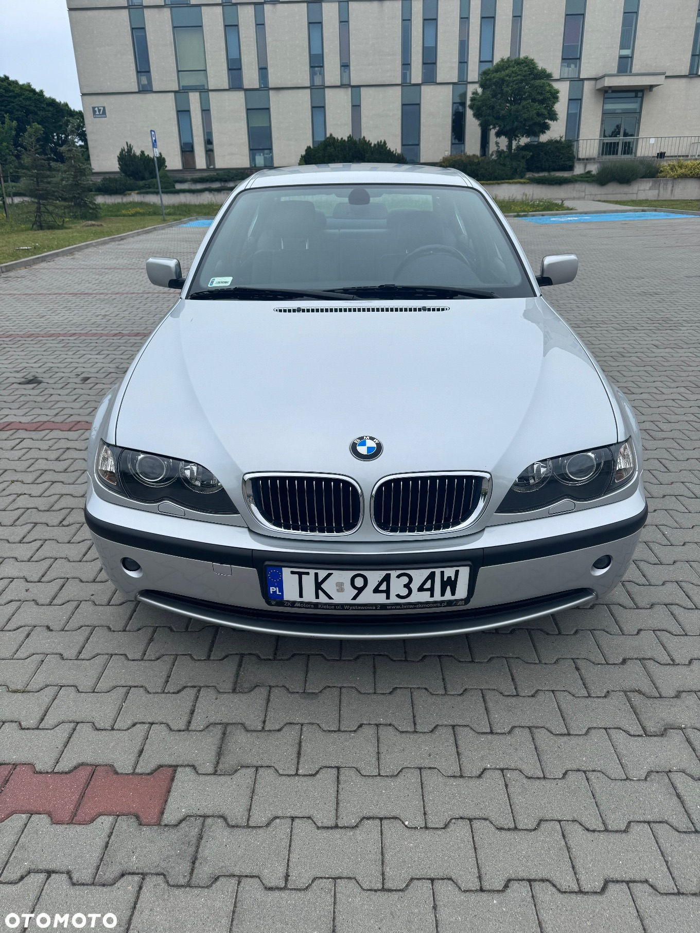 BMW Seria 3 320i - 4
