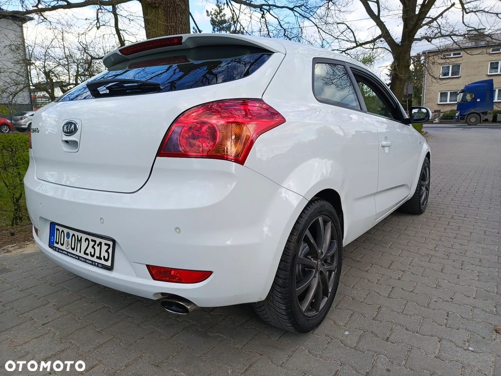 Kia ProCeed 1.4 CVVT Dream-Team Edition - 9