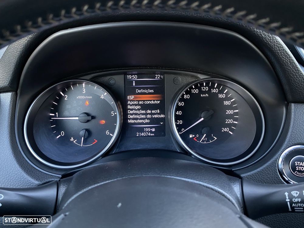 Nissan Qashqai 1.5 dCi N-Connecta 18 - 22