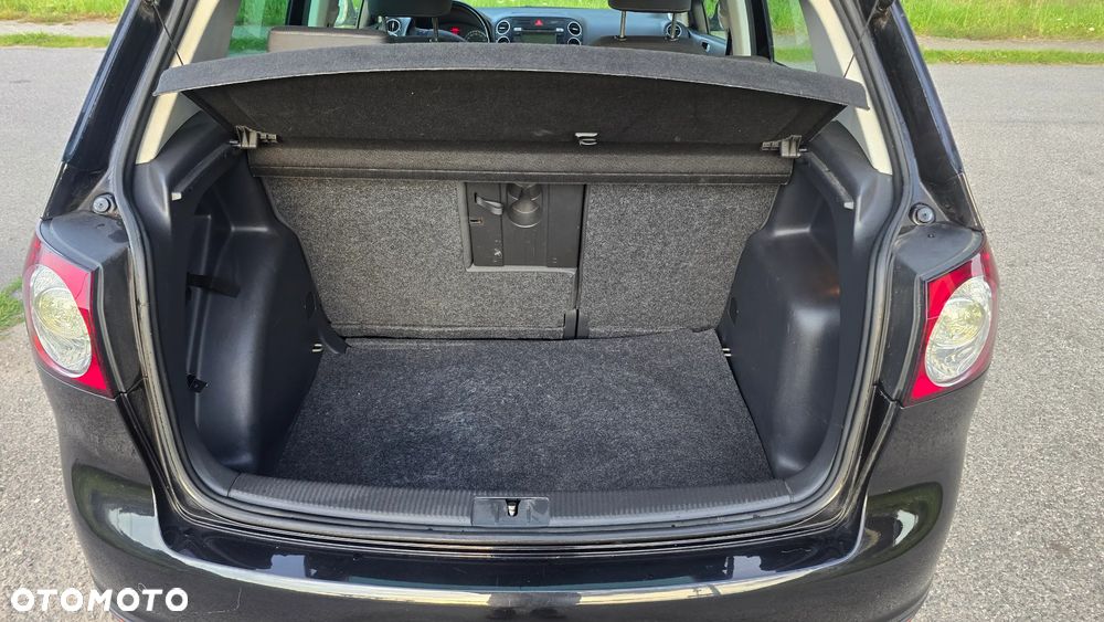Volkswagen Golf Plus 1.9 TDI DPF Comfortline BlueMotion - 37