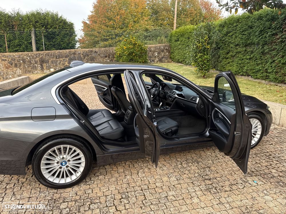 BMW 330 - 45