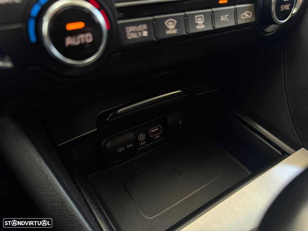 Kia Optima SW 2.0 CVVT PHEV - 28