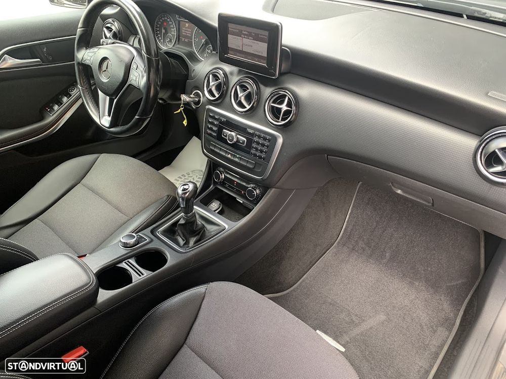 Mercedes-Benz A 180 d Urban - 6