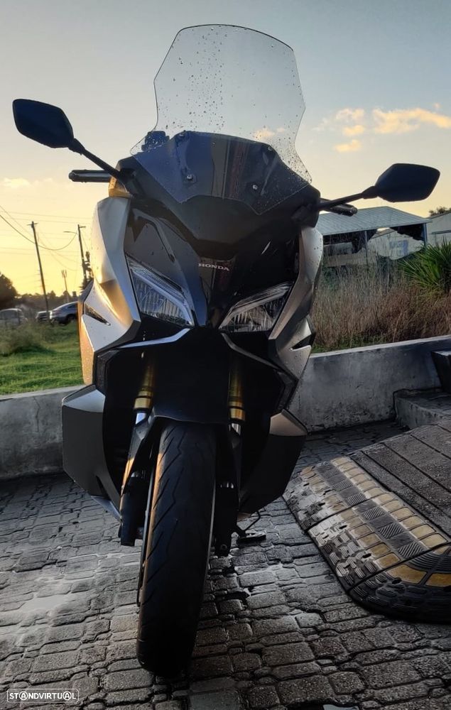 Honda Forza 750 - 6