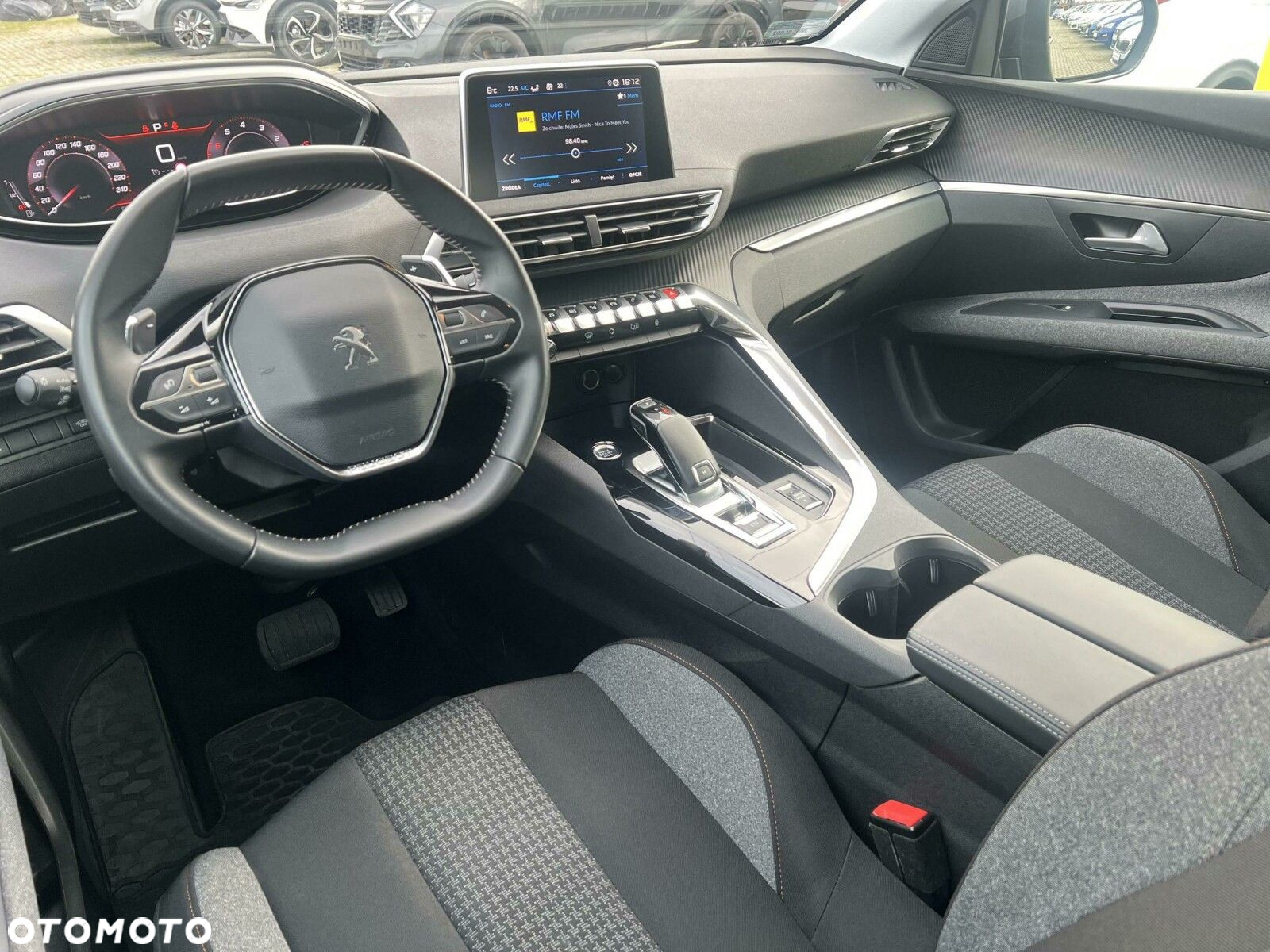 Peugeot 3008 - 9