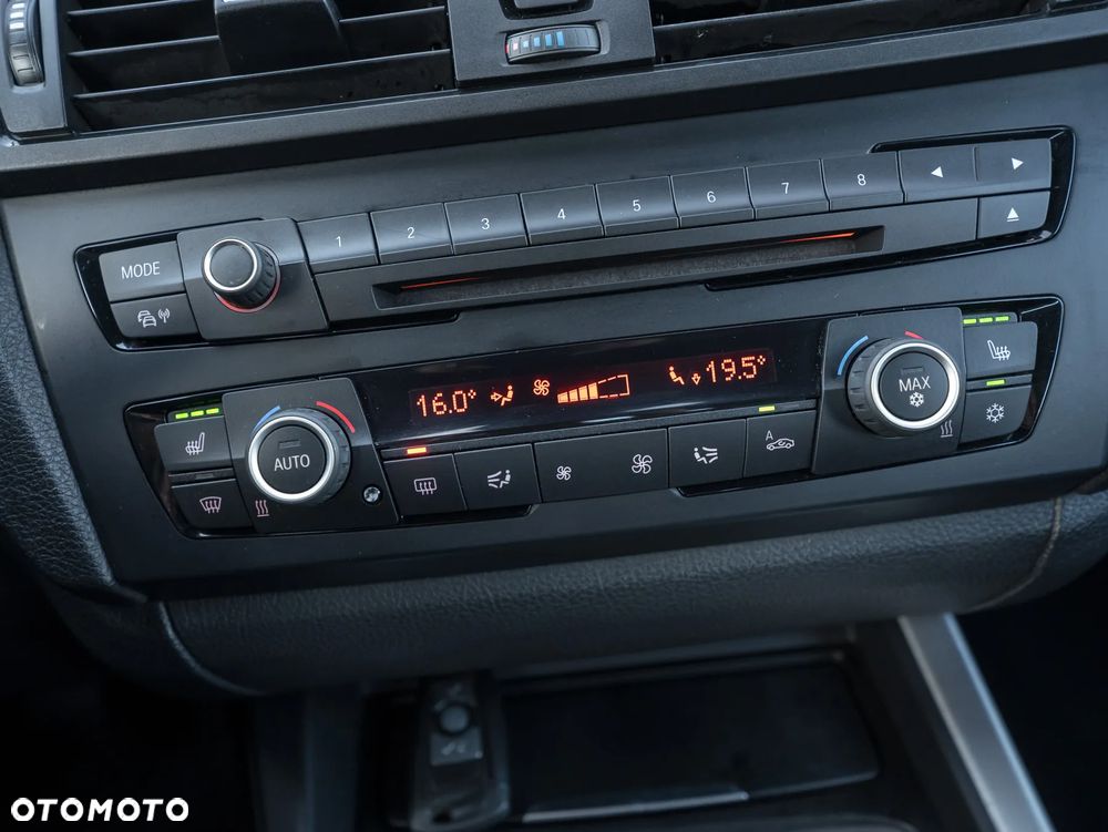 BMW Seria 1 116d DPF - 33