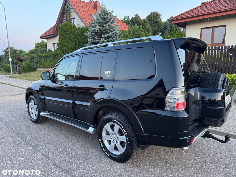 Mitsubishi Pajero 3.2 DI-D Automatik Intense - 5