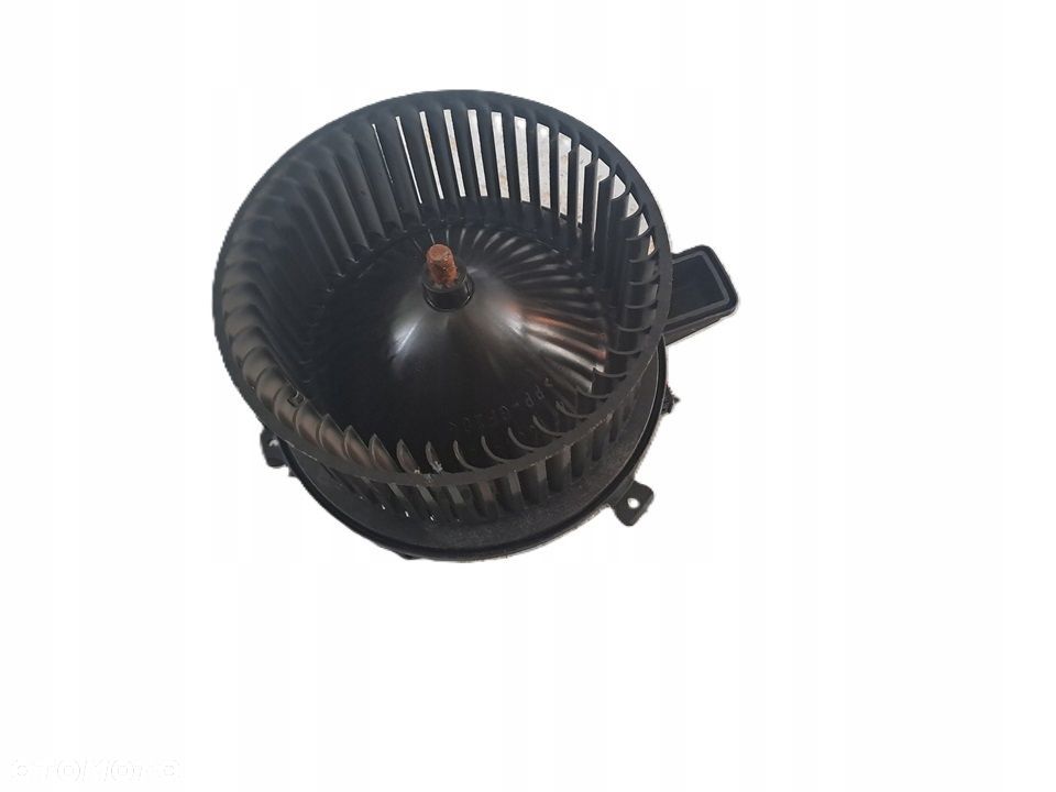 audi a4 b9 a5 8w q5 80a q7 4m dmuchawa wentylator 4m1820021a - 1