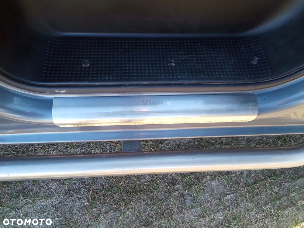 Opel Vivaro L2H1 2.9t - 16