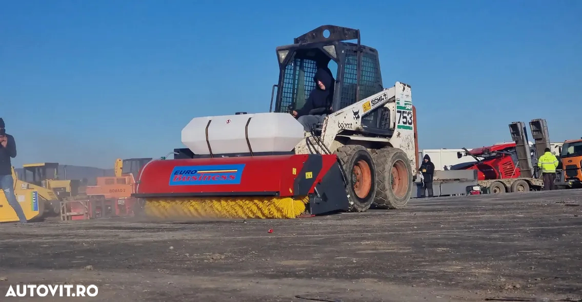 Perie stradala/asfalt mini incarcator BOBCAT KOMATSU CAT - 8