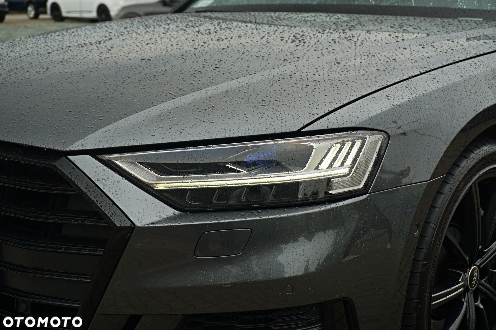 Audi S8 - 7