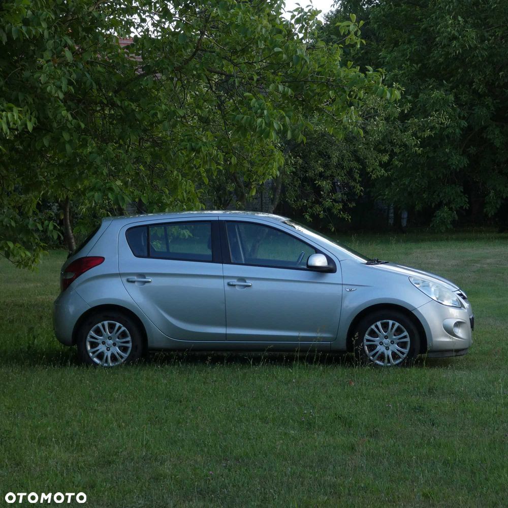 Hyundai i20 - 2