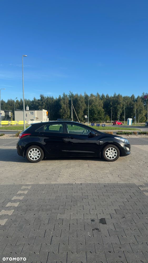 Hyundai i30 1.4 Classic + - 6