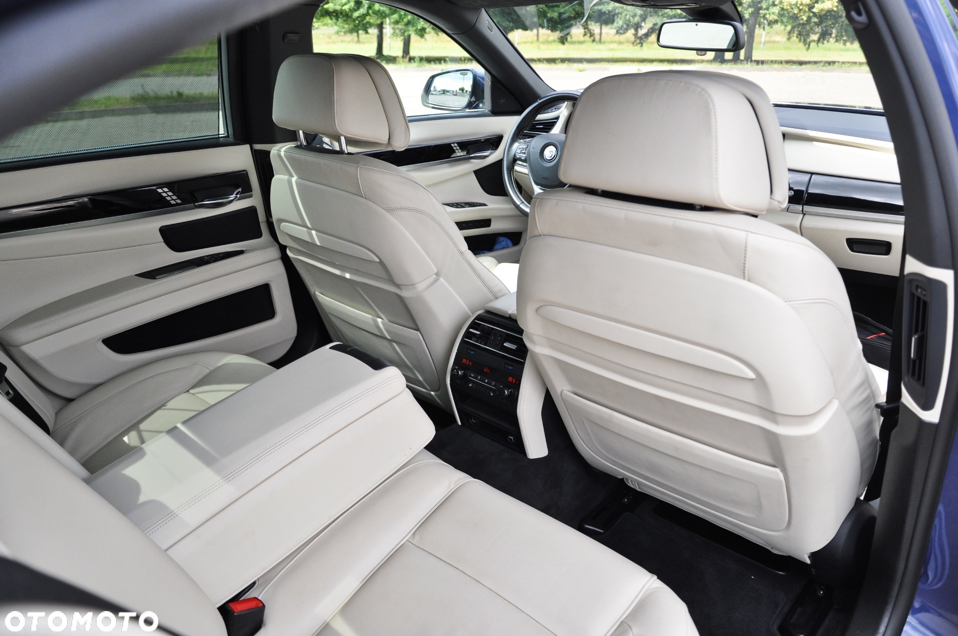 BMW-ALPINA B7 Bi-Turbo Switch-Tronic Allrad - 27