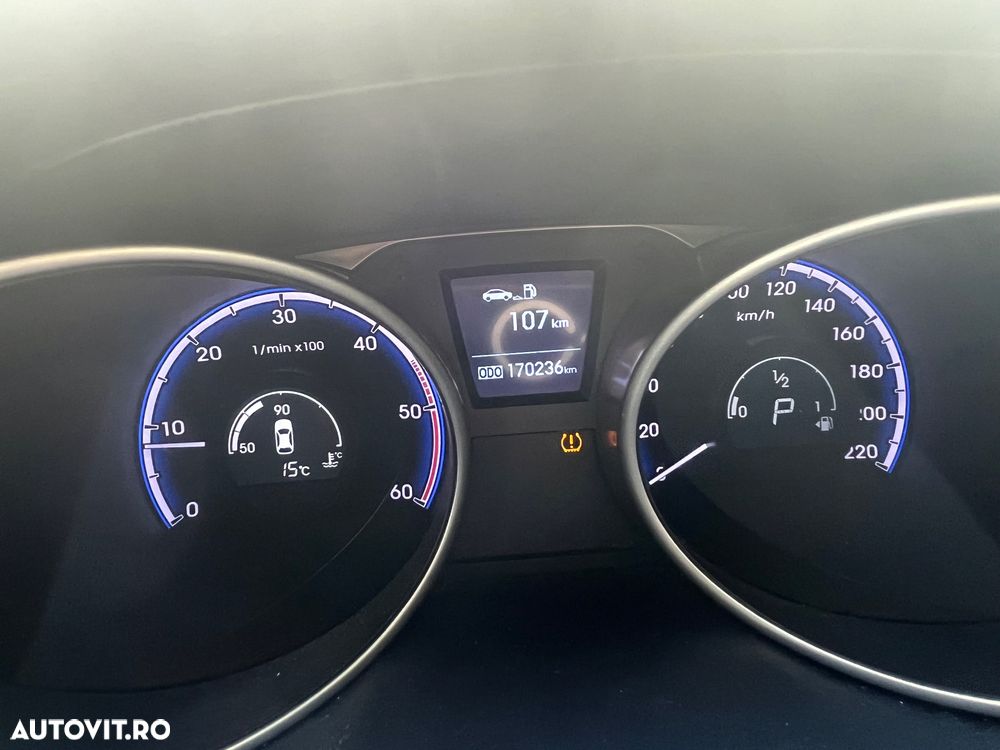 HYUNDAI ix35 2011 — imagine 6