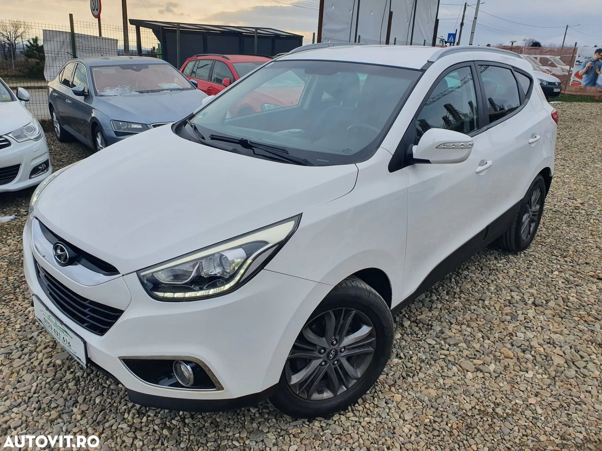 Hyundai ix35 2.0 CRDI 4WD Premium - 1