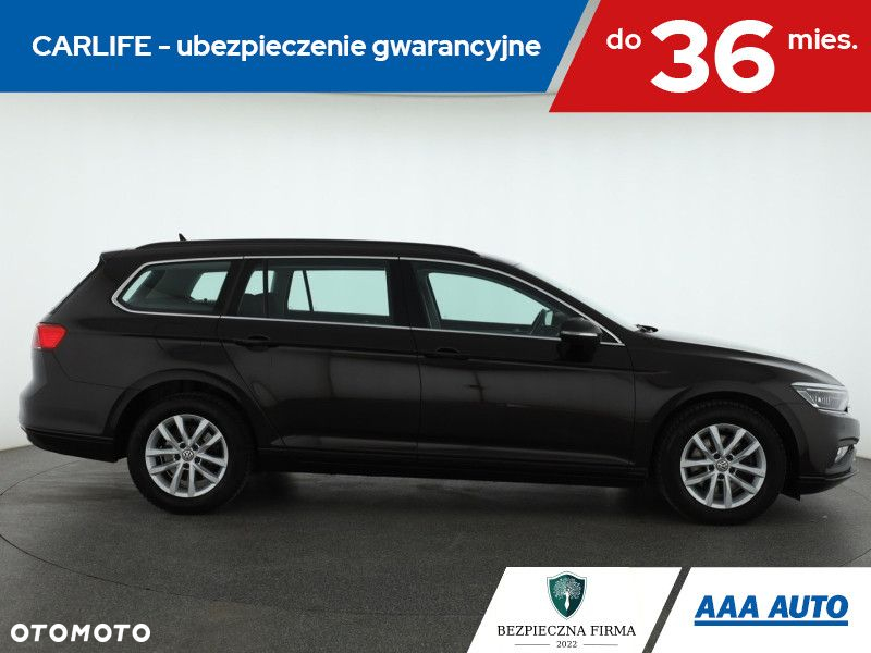 Volkswagen Passat - 7