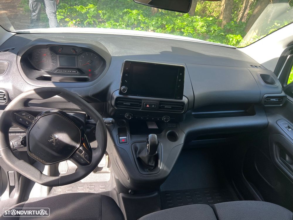 Peugeot Partner - 8