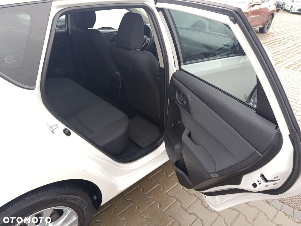 Toyota Auris 1.33 VVT-i Active - 17