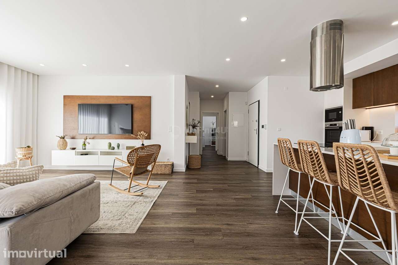Moradia Térrea T3 c/piscina, lote de 474m² - Única na Caparica - Grande imagem: 3/60