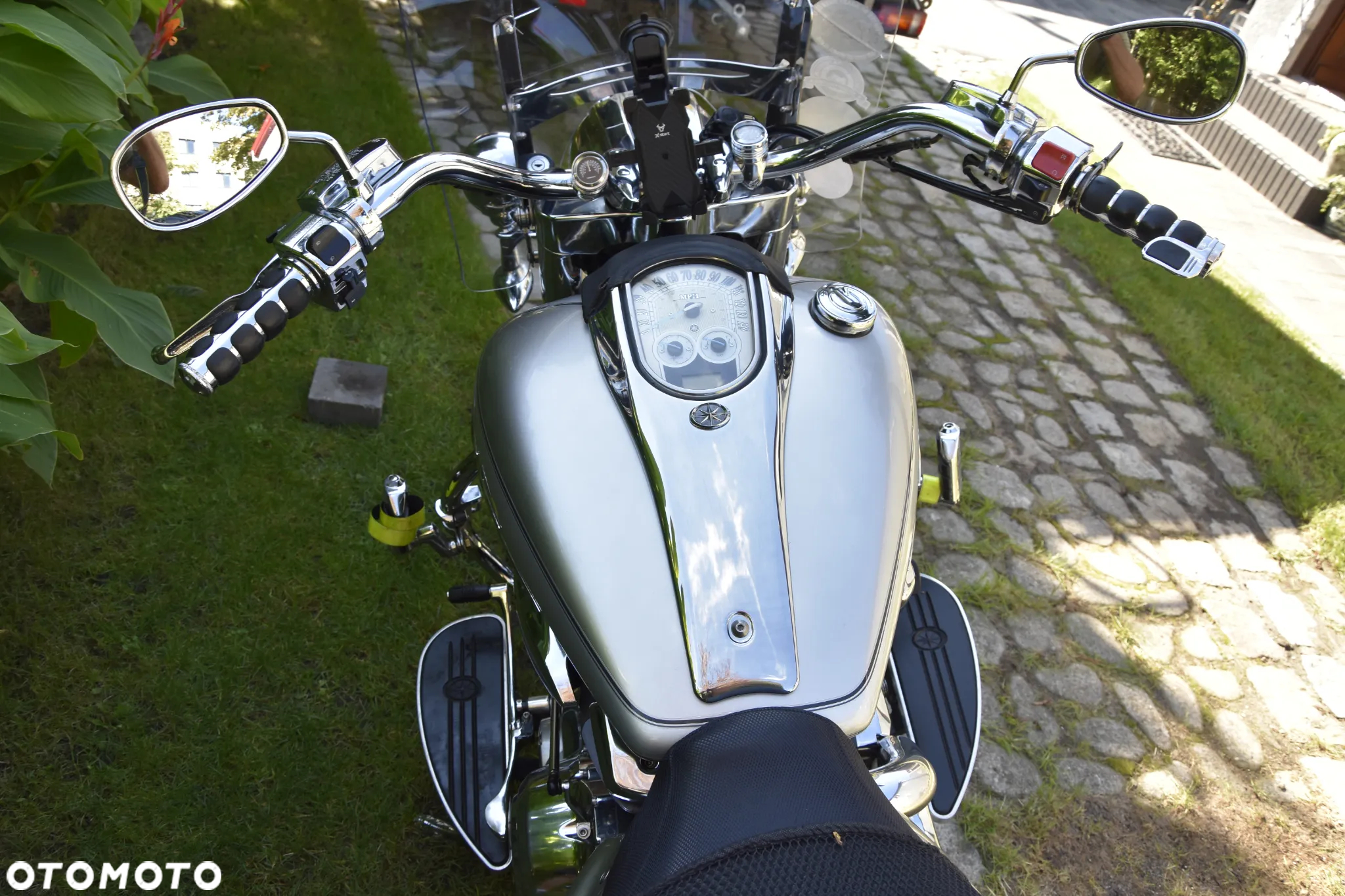 Yamaha XV - 18