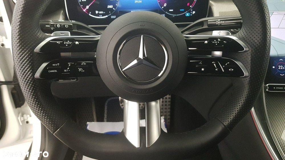 Mercedes-Benz GLC - 23