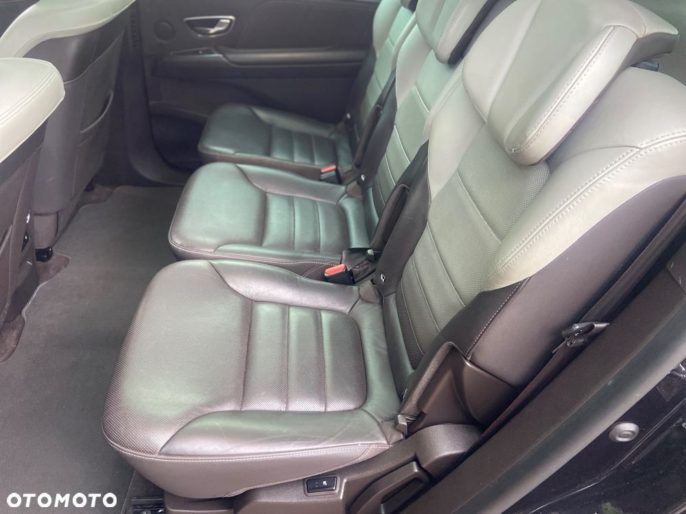 Renault Espace 1.6 dCi Energy Initiale Paris EDC 7os - 9