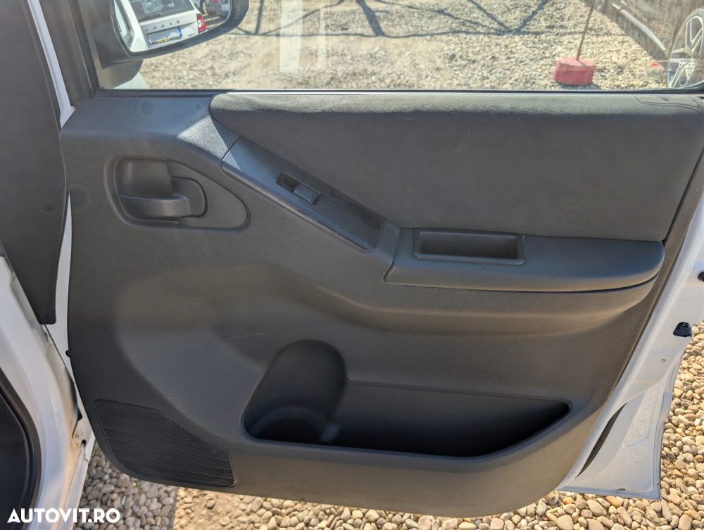 Nissan Navara 2.5 dCi Double Cab LE - 21