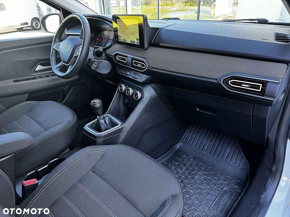 Dacia Sandero - 10