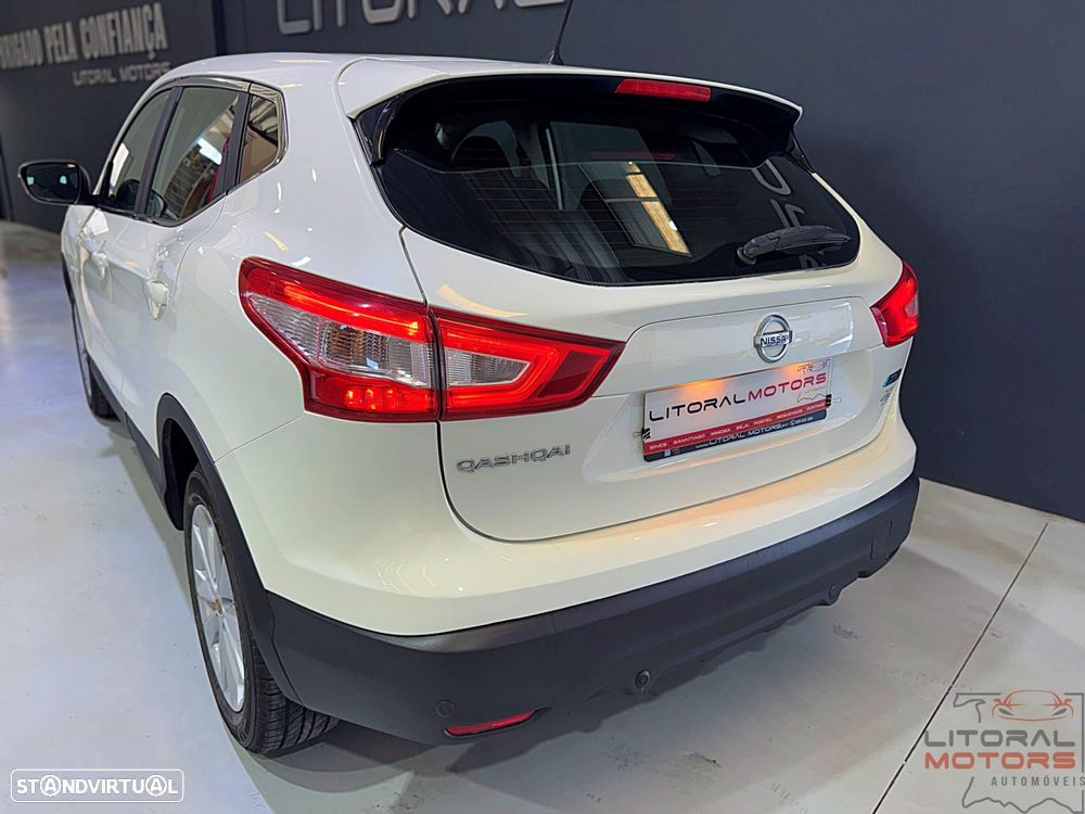 Nissan Qashqai 1.5 dCi N-Connecta - 9