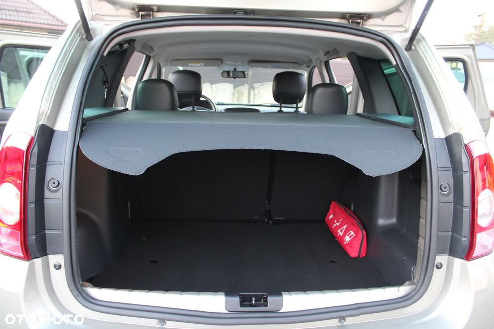 Dacia Duster 1.6 16V 4x2 Prestige - 21