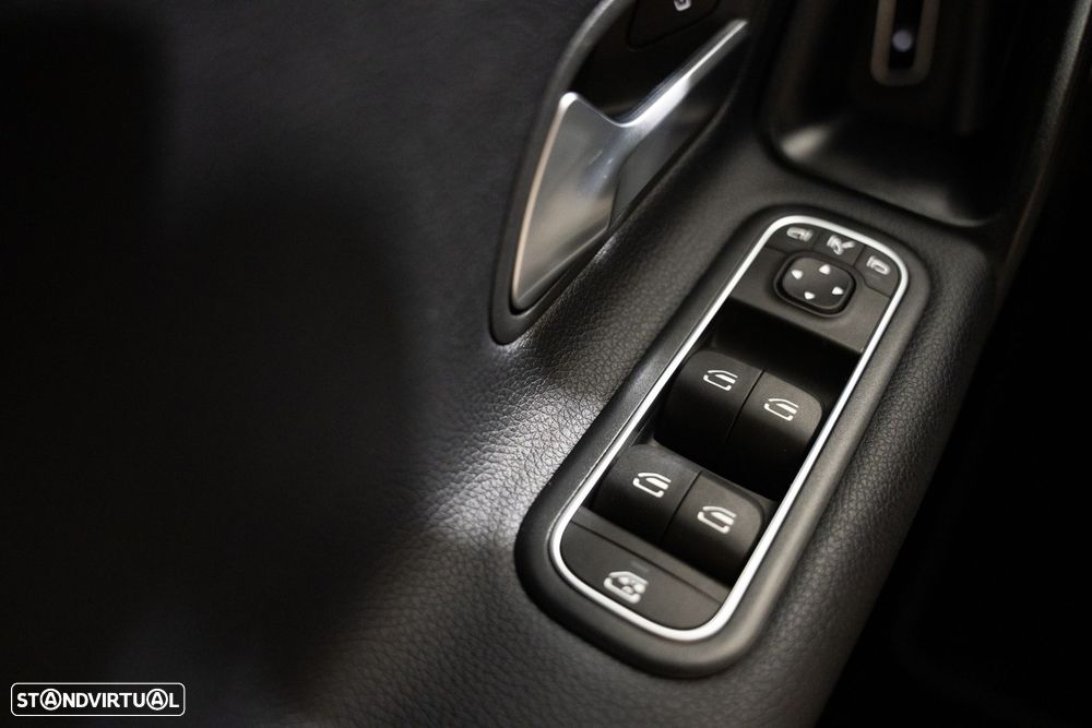 Mercedes-Benz A 250 Limousine e Progressive - 23