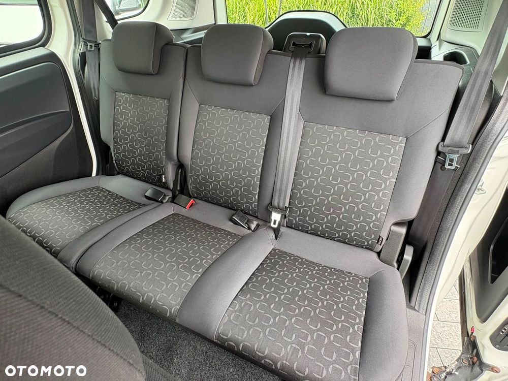 Fiat Doblo Standard - 16