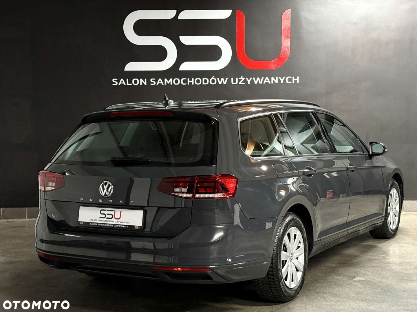 Volkswagen Passat - 15