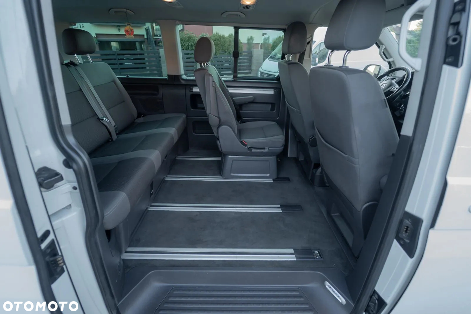 Volkswagen Multivan TDI L1 Startline 4Motion - 32