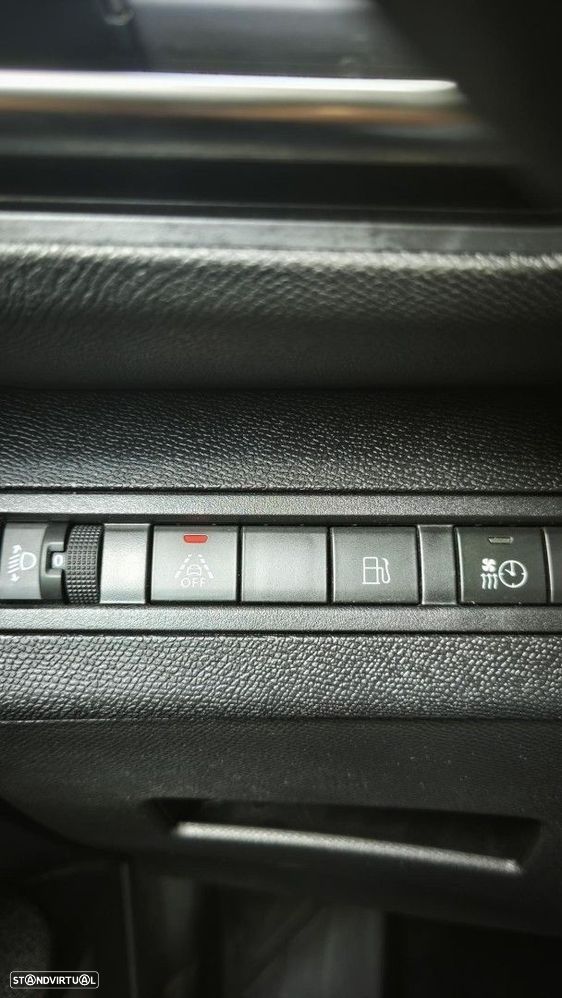 Peugeot 3008 1.6 Hybrid Allure Pack e-EAT8 - 25