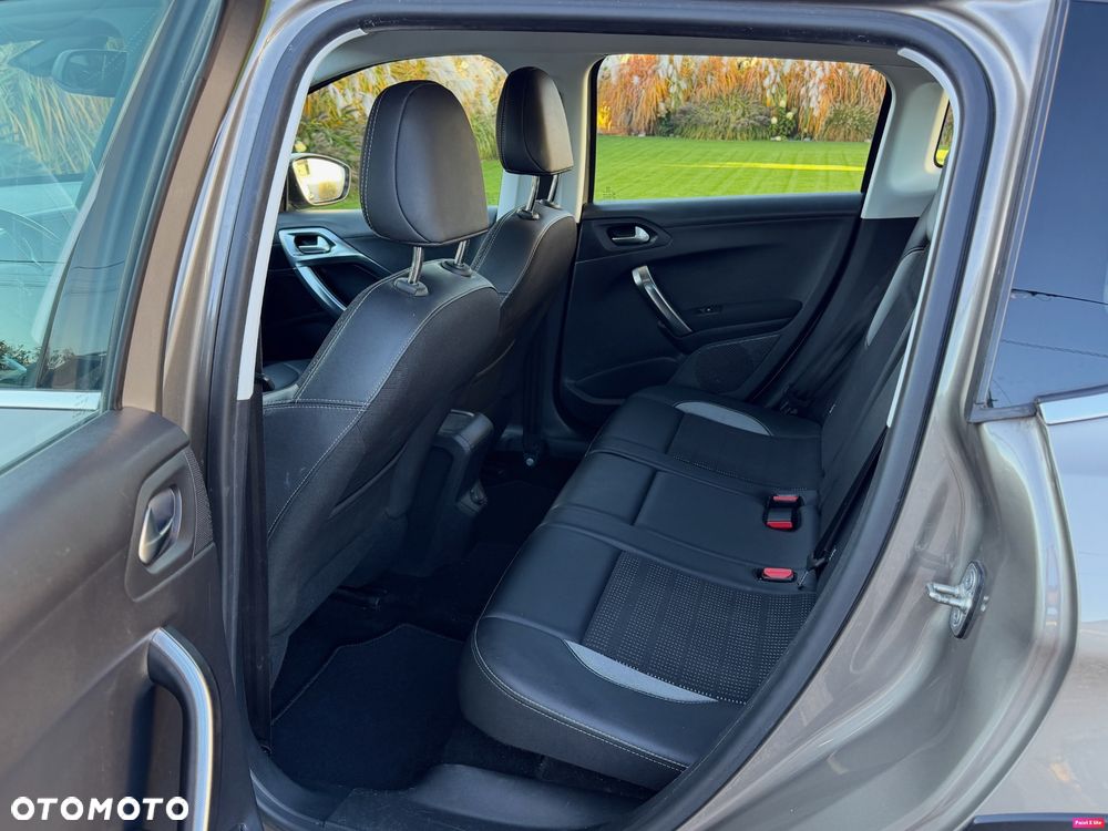 Peugeot 2008 PureTech 110 Stop&Start Allure - 23