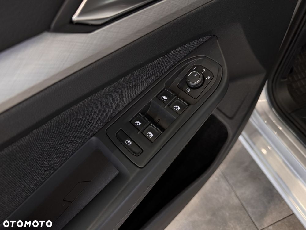 Volkswagen Golf Variant - 16