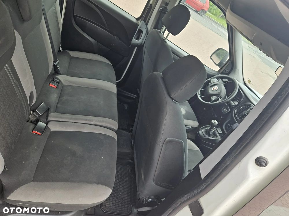 Fiat Doblo 1.4 T-Jet 16V Easy - 10