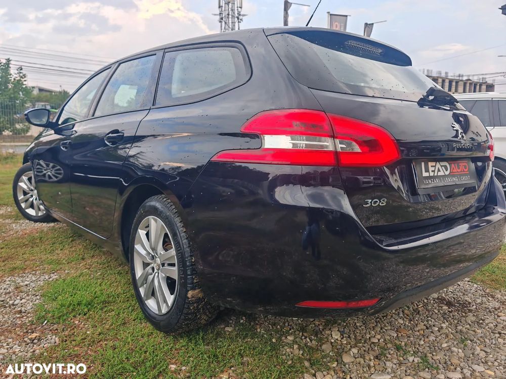Peugeot 308 1.5L BlueHDI 130 S&S EAT8 Style - 4