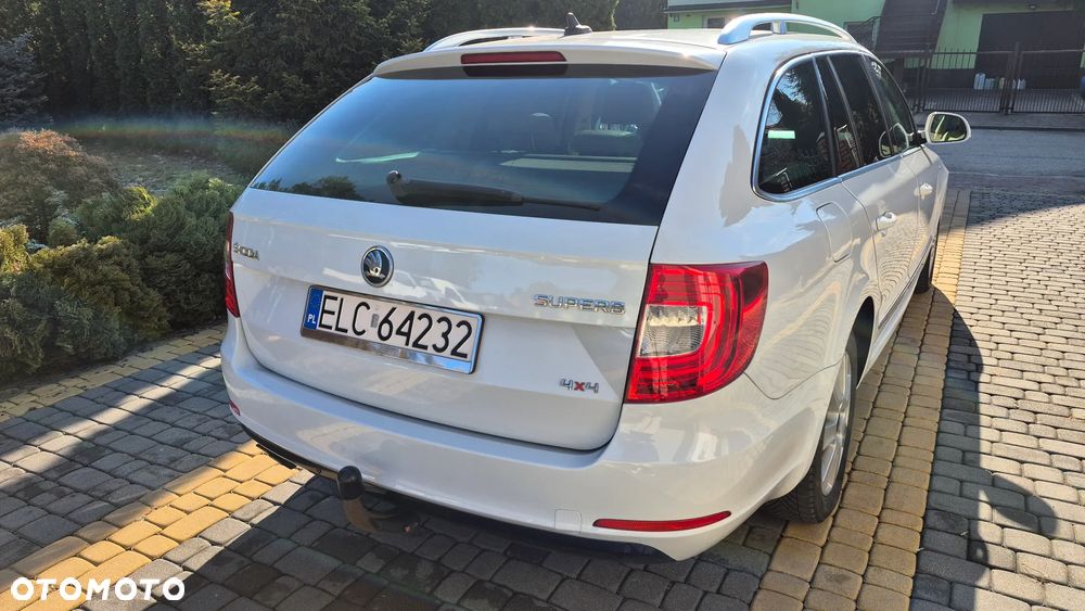 Skoda Superb 2.0 TDI 4x4 L&K DSG - 5