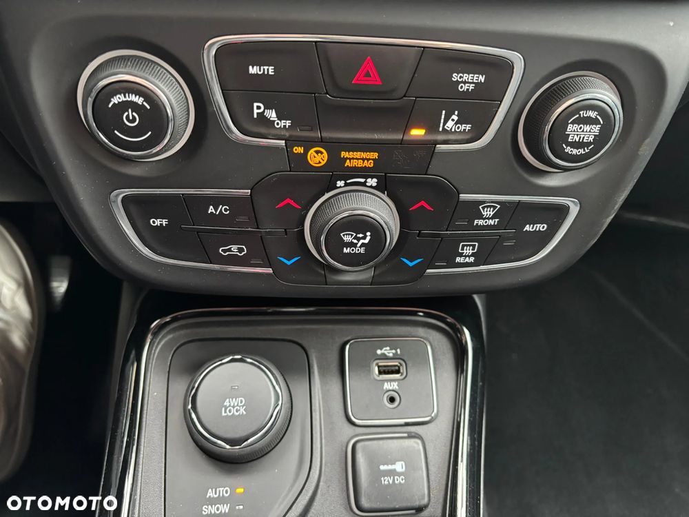 Jeep Compass 2.0 MJD Limited 4WD S&S - 12