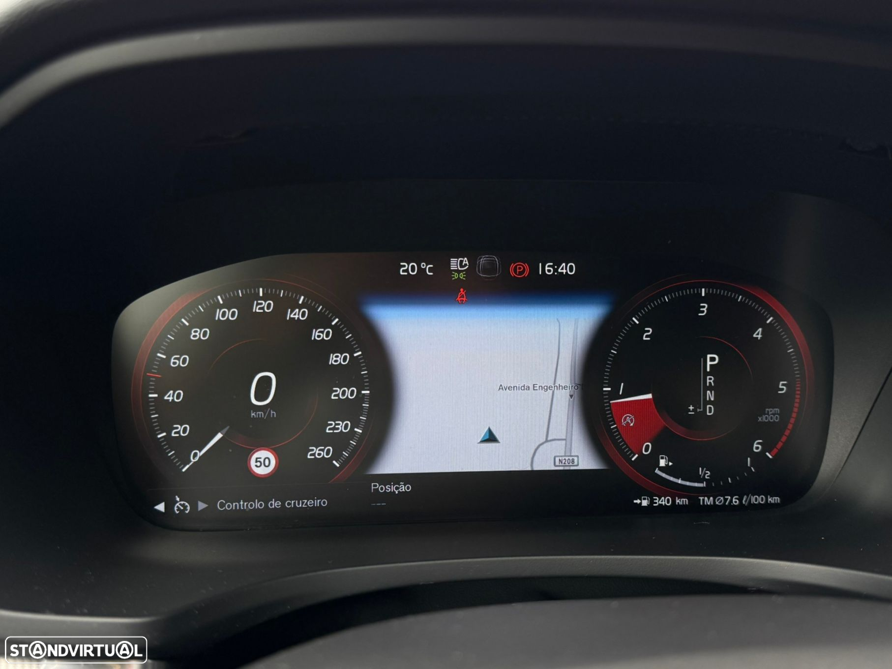 Volvo V60 2.0 D3 R-Design Geartronic - 29