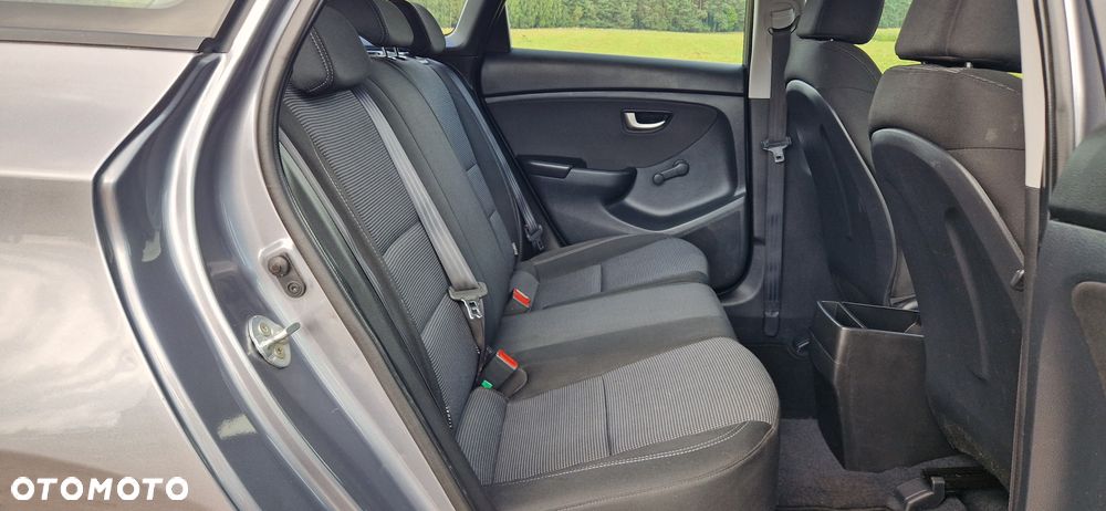 Hyundai i30 1.4 Trend - 26