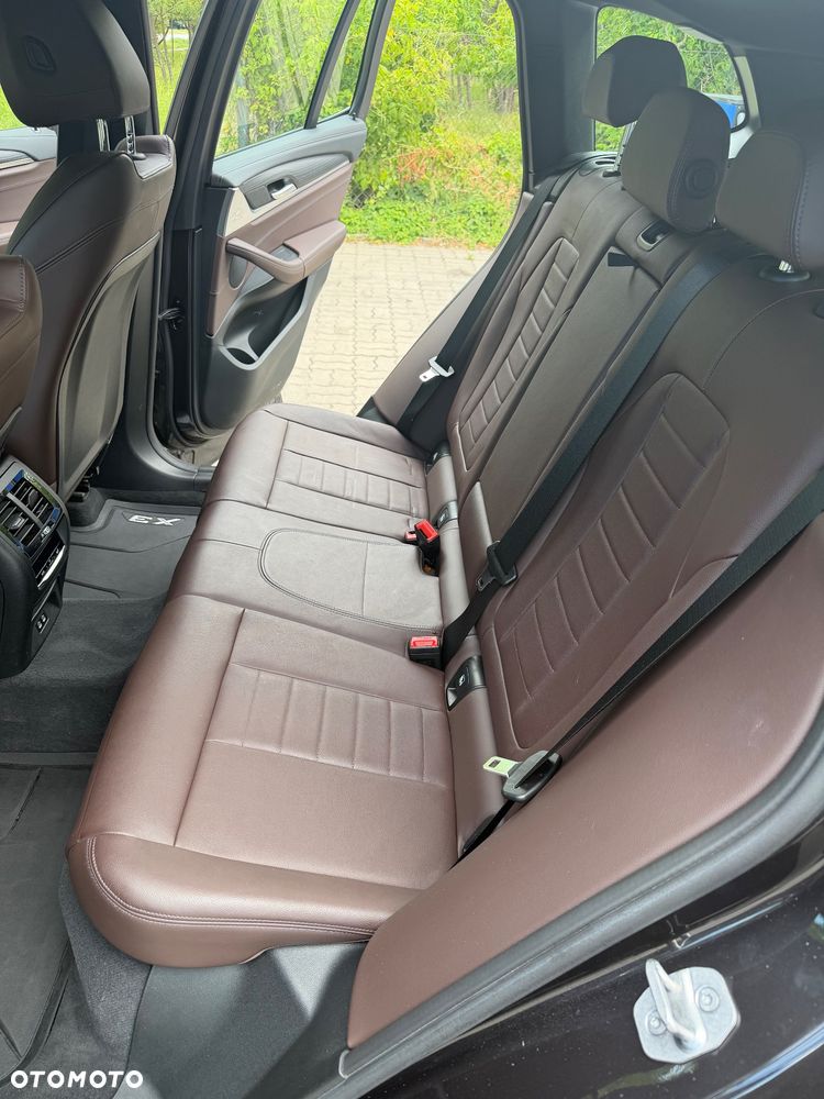 BMW X3 xDrive20d - 18
